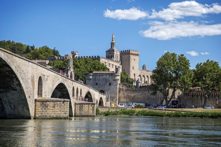 stationnement à avignon