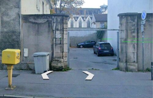 Parking aérien privé fermé proche gare Nancy (50m)