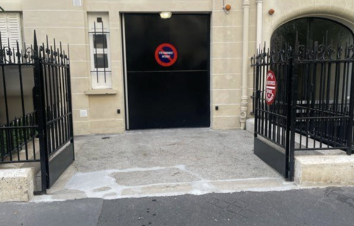 Parking couvert sécurisé - Paris 17e - Format Citadine - Horaires limitées