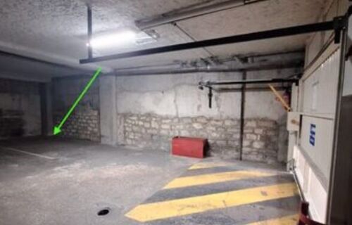 Place de parking sous-sol juste en face de l'entrée - Paris 20e (M2 Alexandre Dumas) - 100 €/mois