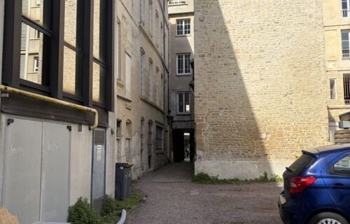 PLACE DE PARKING À LOUER – CAEN CENTRE