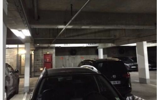 Parking sur le quai de Jemmapes et rue Bichât, Paris 10e