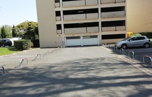 PLACE DE PARKING SECURISE