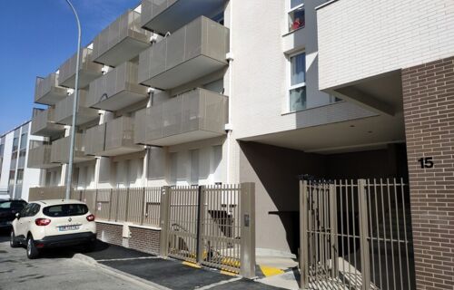 Location Parking Blanc Mesnil