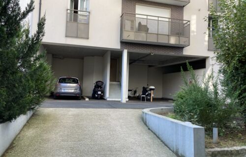 Parking couvert Croix de Chavaux Montreuil
