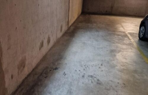 Deux places de parking en enfilade à Chaville
