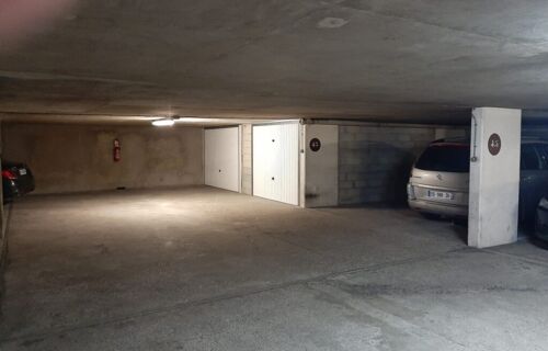 Emplacement de parking au 22 rue des graviers 92200 Neuilly sur Seine