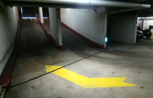Parking moto près de la gare de Puteaux