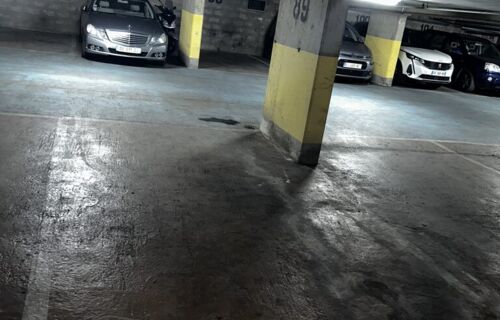 Parking rue de Paradis