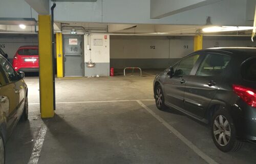 Parking couvert sécurisé proche Mairie de Saint-Ouen