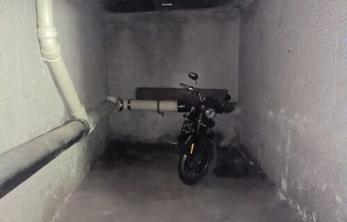 Double place de parking | Paris 20e (Gambetta / Porte de Bagnolet)