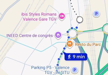 Parking PRIVÉ "Le Saphir" - Gare Valence TGV (8 min à pied)