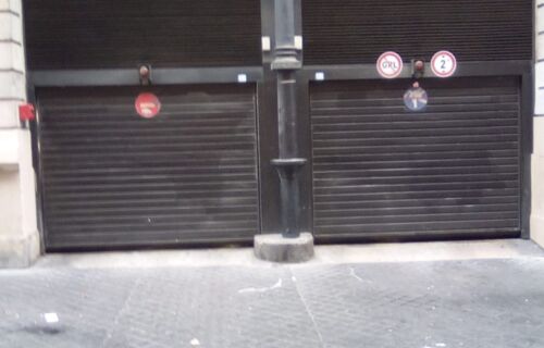 Location parking sécurisé pour moto rue d'Enghien, Paris 10ème