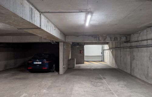 Place de parking sécurisé - Gare de Saint-Cloud